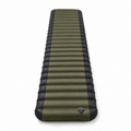 Matelas gonflable extra-long noir et vert olive 205 × 65 × 6 cm
